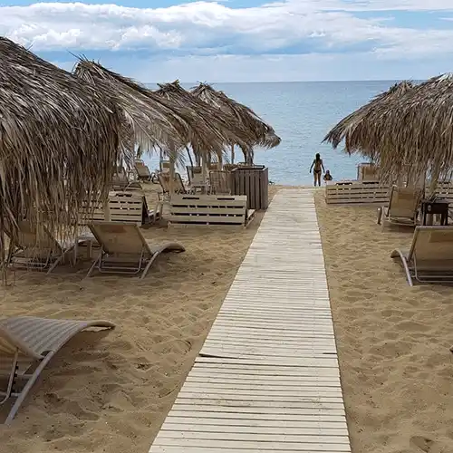 Beach Bar La Roca